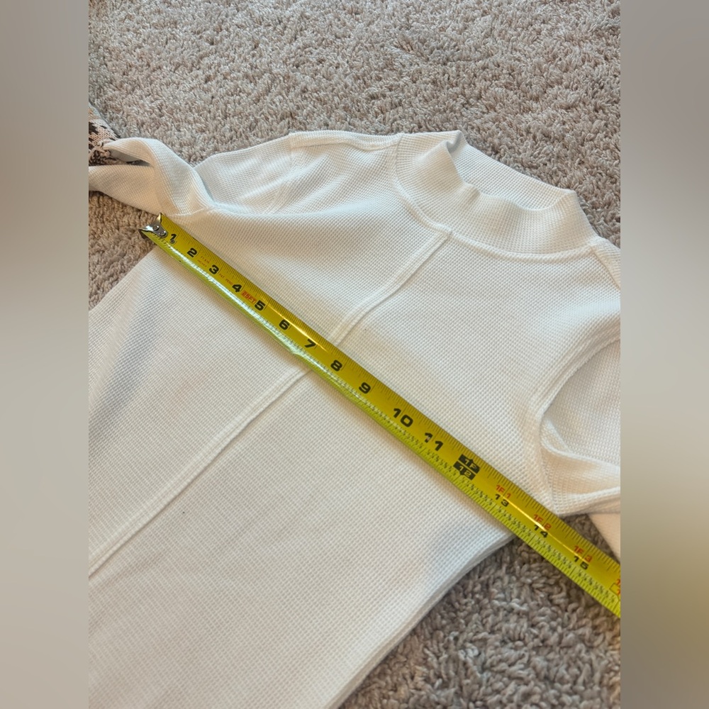 Free People Gorgeous Cuff Top in Ivory Combo Size XS - Picture 11 of 12